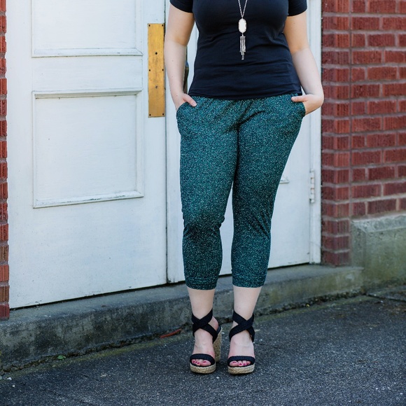 Lululemon Jet Crop (Slim) Luxtreme Forage Teal Sz 10 - Picture 11 of 11